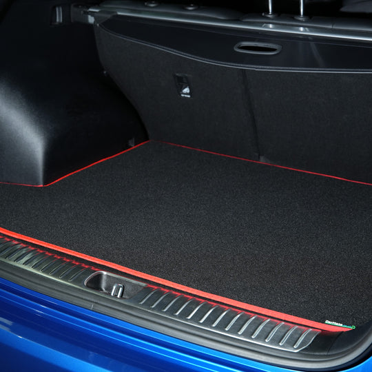 Seat Ibiza Hatchback 2012-2017 Boot Mat // Black Grand, Red Trim