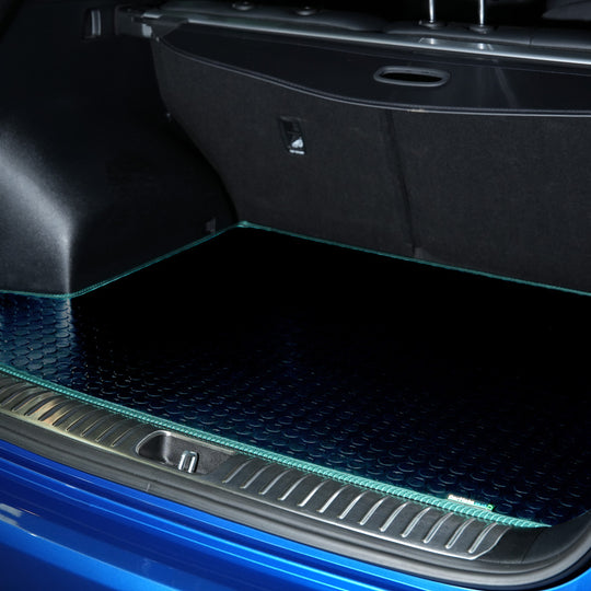 Toyota Yaris Hybrid 2019+ Boot Mat // Black Off Road Rubber, Green Trim