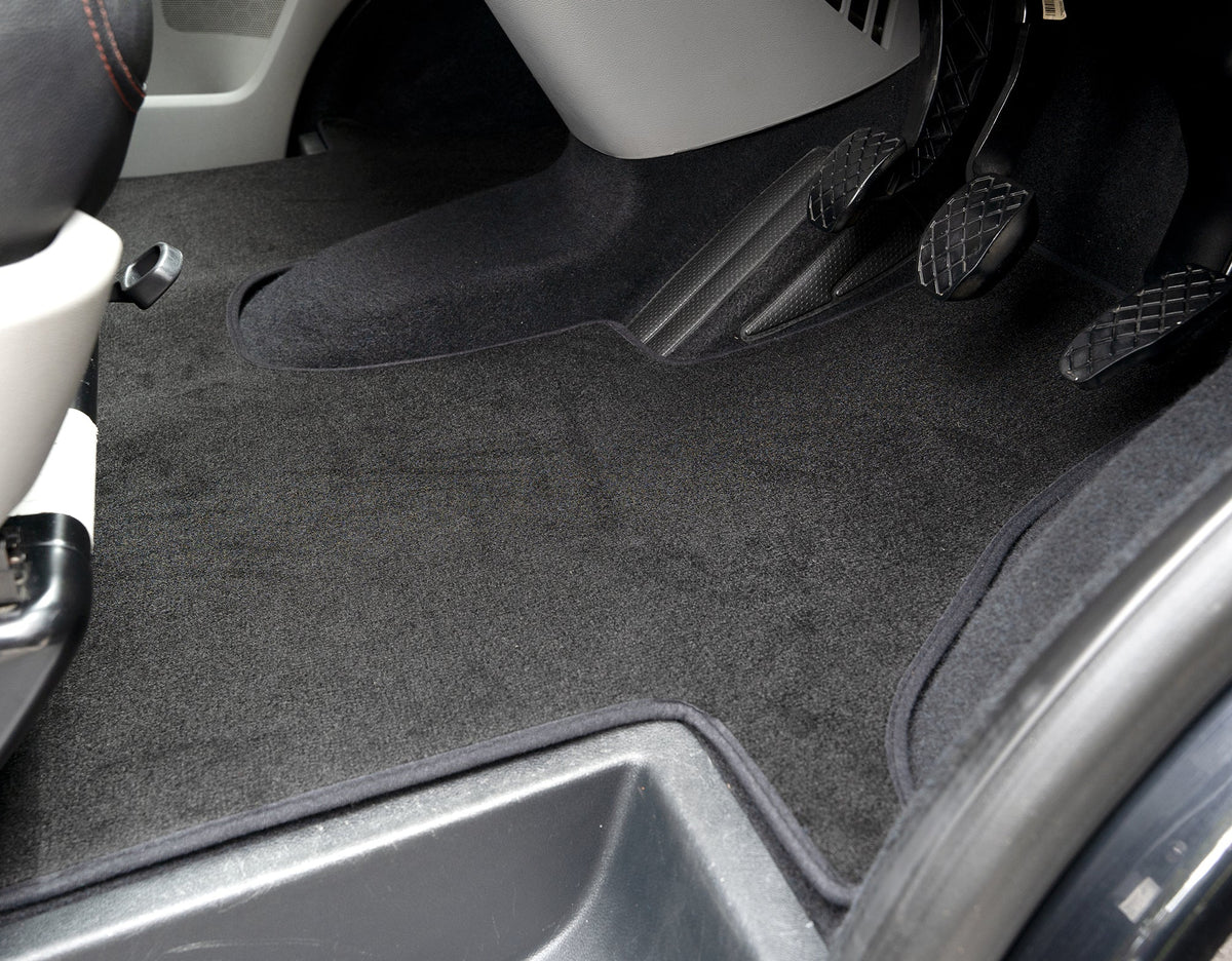 Made Close Peugeot Traveller People Carrier 2019+ Van Mats from €35,95 | Custom Made